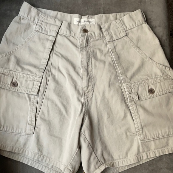 Banana Republic Shorts Vintage Banana Republic Cargo Shorts 9s
